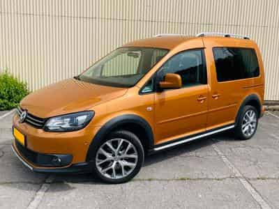 VW Caddy Cross DSG 7 seats (2013) - Photo 1