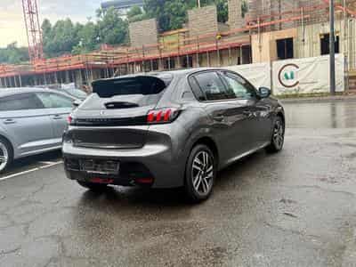 Peugeot 208 1.2 PureTech 100 EAT8 Allure (2022) - Foto 6