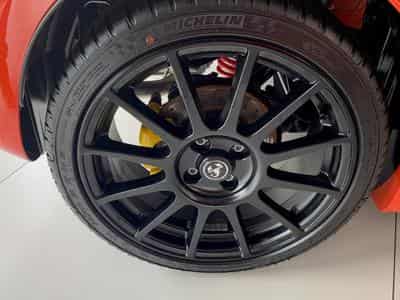 Abarth 695 695 Competizione (2024) - Photo 3