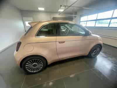 Fiat 500 La Prima (2023) - Photo 4