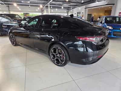 Alfa-Romeo Giulia VELOCE 2.0 TURBO 16 V  280 CV Q4 (2024) - Photo 4