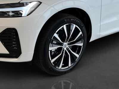 Volvo XC60 Plus Dark (2024) - Foto 5