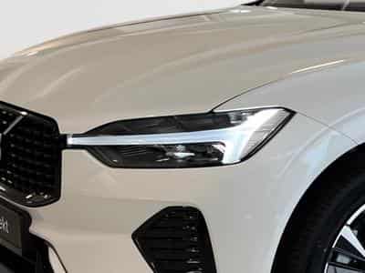 Volvo XC60 Plus Dark (2024) - Foto 6