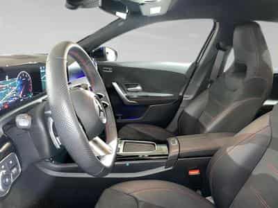 Mercedes A 200 1.3 hatchback AMG EDITION (2025) - Foto 4