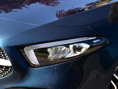 Mercedes A 250 e AMG Line 8G-DCT (2020) - Photo 10