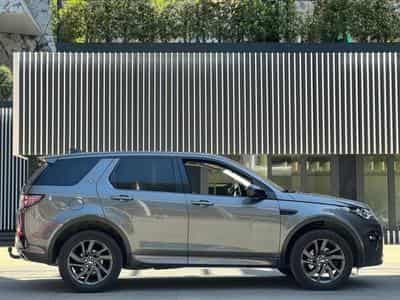 Land-Rover Discovery Sport 4X4 / 7 PLACES / AUTOMATIQUE / DIESEL / ATTACHE REMORQUE / (2017) - Photo 7