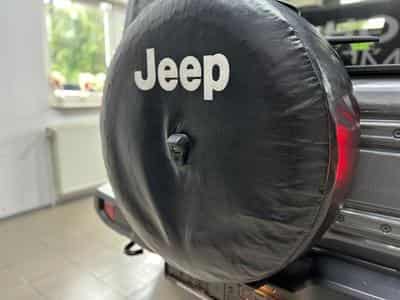 Jeep Wrangler 2 L TURBO RUBICON 270 Ps (2021) - Foto 11