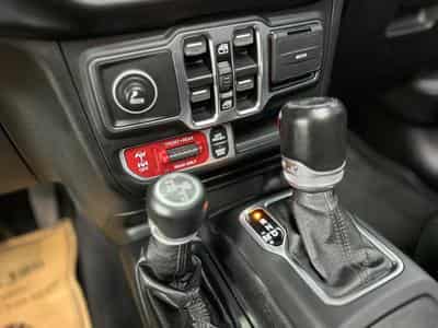Jeep Wrangler 2 L TURBO RUBICON 270 Ps (2021) - Foto 15
