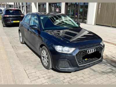 Audi A1 3.0 tsfi (2019) - Photo 1