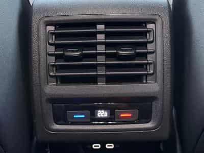 VW GTI GTI DSG 245 ch (2021) - Photo 10