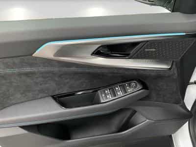 Renault Austral Esprit Alpine Full Hybrid E-Tech 200 ABS (2025) - Photo 14