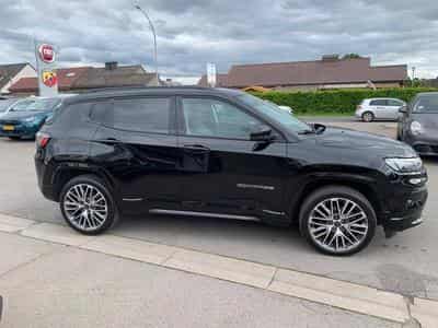 Jeep Compass 1.5 TURBO HYBRID 130 CV SUMMIT (2025) - Foto 5