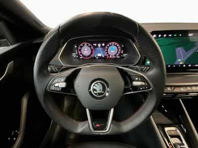 Skoda Octavia RS+DSG+Navi+LED+Digi+ (2024) - Photo 10