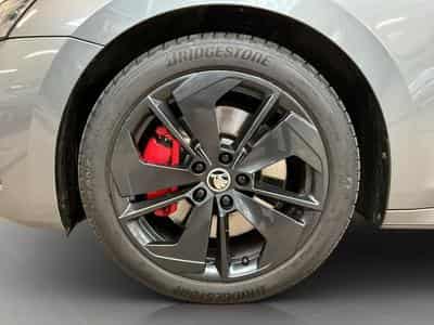 Skoda Octavia RS+DSG+Navi+LED+Digi+ (2024) - Photo 8