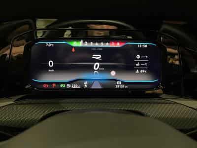 VW Golf 2.0 TSI VIII R Audio HARMAN/KARDON (2023) - Foto 2