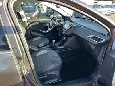 Peugeot 2008 2008 Allure *Navi*Teilleder*SHZ*LED*Euro6* (2016) - Foto 9