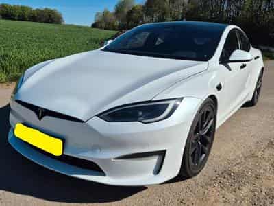 Tesla Model S PLAID (2022) - Photo 1