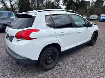 Peugeot 2008 2008 Style *Unfall Frontschaden* (2015) - Foto 4