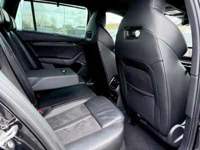 Skoda Octavia Octavia Combi RS 2.0 TDI DSG /LED/ACC/CAM/HUD/ (2022) - Photo 14