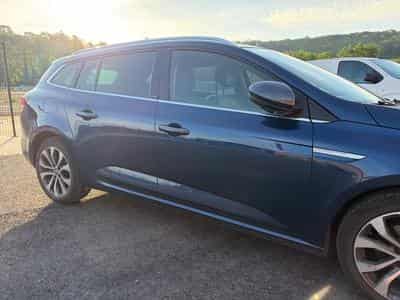 Renault Megane Grandtour Hybride (2021) - Photo 3