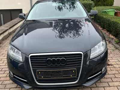 Audi A3 Sportsback 1.6 TDI (2010) - Photo 1