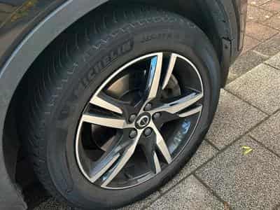 Volvo XC40 Core B3 (2023) - Photo 8