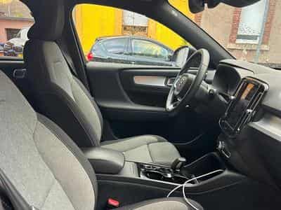 Volvo XC40 Core B3 (2023) - Photo 11