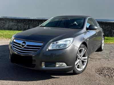 Opel Insignia Sport (2010) - Photo 1