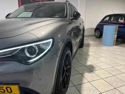 Alfa-Romeo Stelvio Stelvio 2.0 Turbo 16V AT8-Q4 First Edition (2018) - Photo 10
