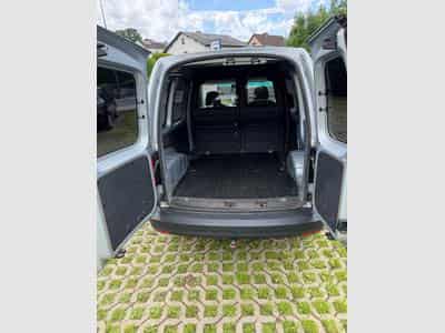 VW Caddy 2.0 TDI 122ch 4Motion (2016) - Foto 8