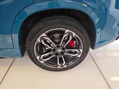 BMW X1 M35i xDrive (2025) - Photo 2
