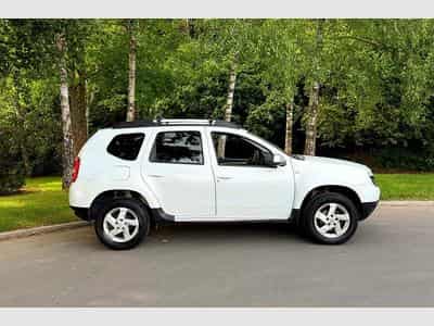 Dacia Duster 1.6 16v 4x4 (2011) - Photo 3