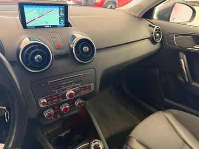 Audi A1 sport (2017) - Photo 9