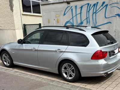 BMW 320 (2009) - Photo 1