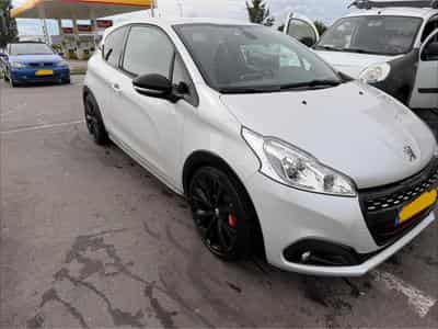 Peugeot 208 Gti By Peugeot Sport (2017) - Foto 2