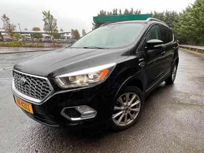 Ford Kuga Vignale (2017) - Photo 1