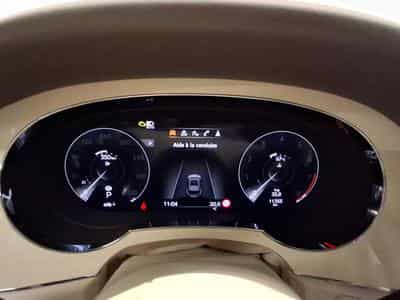 Bentley Bentayga V8 (2023) - Photo 11