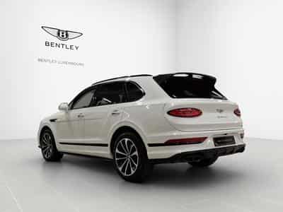 Bentley Bentayga V8 (2023) - Photo 3