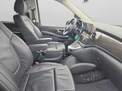 Mercedes V d Avantgarde Double Cabine / Diesel (2023) - Photo 10