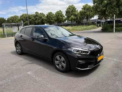BMW 116 116d (2021) - Photo 1