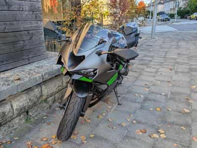 Kawasaki ZX6R Performance Edition (2025) - Photo 2