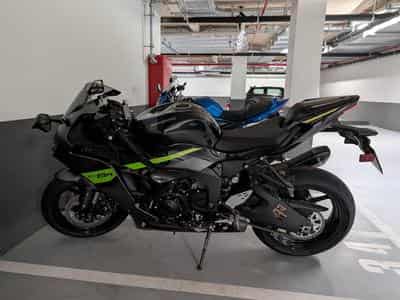 Kawasaki ZX6R Performance Edition (2025) - Photo 3