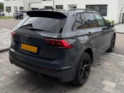 VW Tiguan R-Line 4Motion (2021) - Photo 2