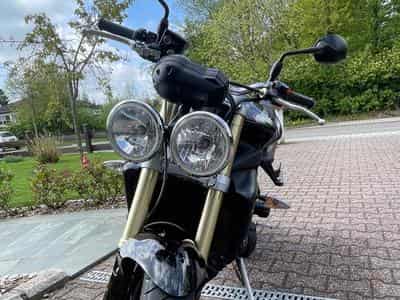 Triumph Street Triple (2009) - Foto 1