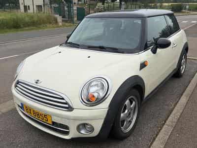 Mini Cooper (2008) - Photo 1