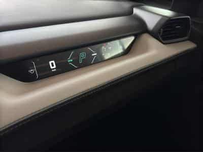 Lamborghini Revuelto (2024) - Foto 10