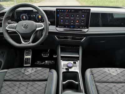 VW Tiguan 2.0 TDI 142 kW 4Motion R-Line (2025) - Photo 7