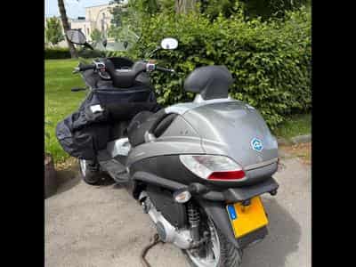 Piaggio MP3 250ie LT (2009) - Photo 6
