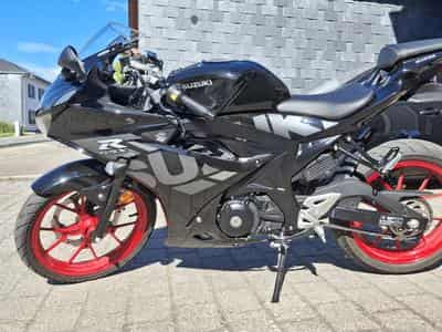Suzuki GSXR 125 (2023) - Photo 2