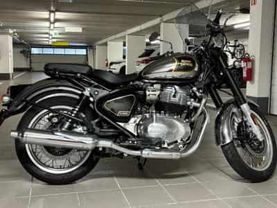 Royal Enfield Classic Chrome-noire (2025) - Photo 1
